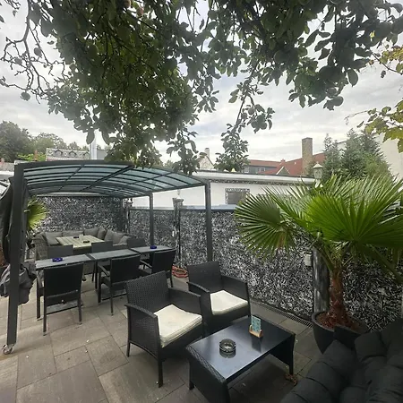 Hotel Deutscher Hof *