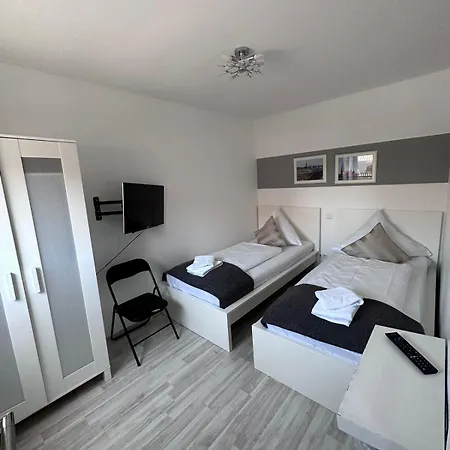 Hotel Deutscher Hof *