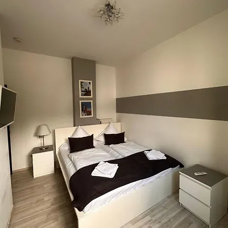 Hotel Deutscher Hof *