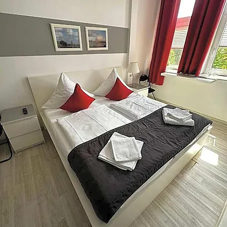 Deutscher Hof Hotel *